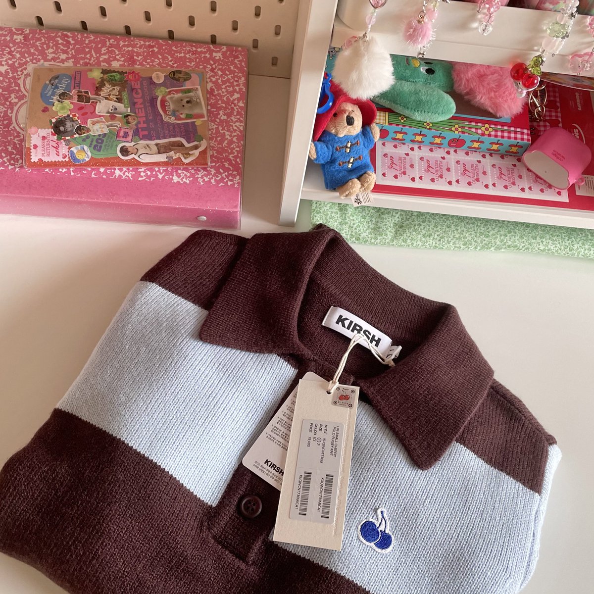 oct desk update🍒🫶🏻🧼🐇🤍✨