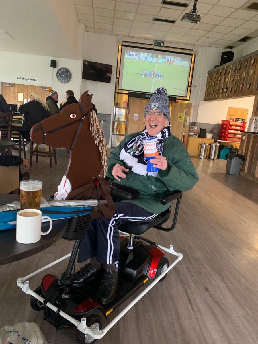 nicho220371's tweet image. @JohnAda10163823 this would have been known as a pub crawl back In the day but this warrior is pushing himself in the name of @mndassoc @MNDManchester and all the sufferers of this cruel disease now over 90% of his target let’s get him over the line justgiving.com/fundraising/Jo…