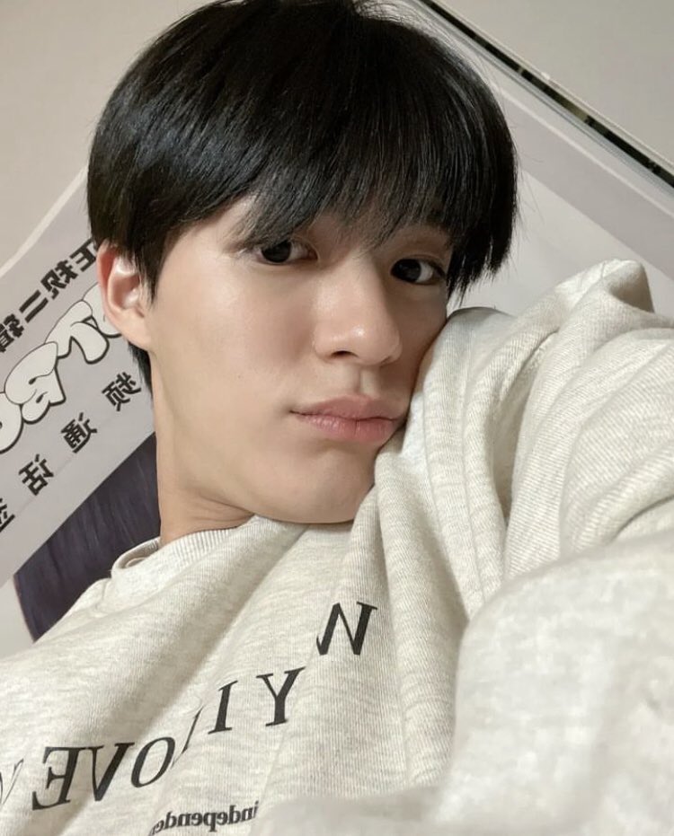 Jeno 💭 |221106|
#jeno_bubble