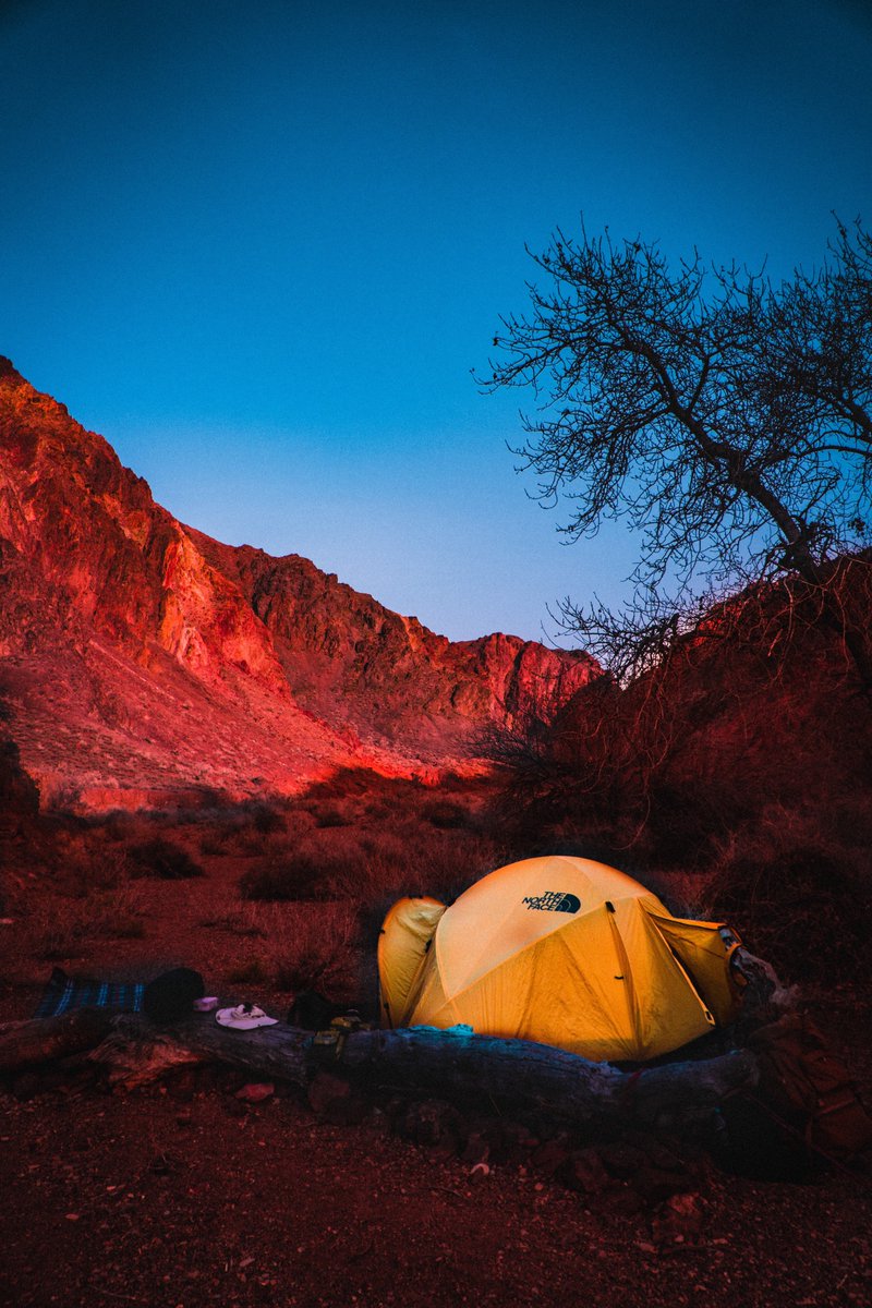 BooniesCamping's tweet photo. Canyon Camping. Finding the right spot to pitch a tent.
#BooniesCamping #Canyon #Tents #Views #BlueSkyComing https://t.co/7aJv1vWAXO