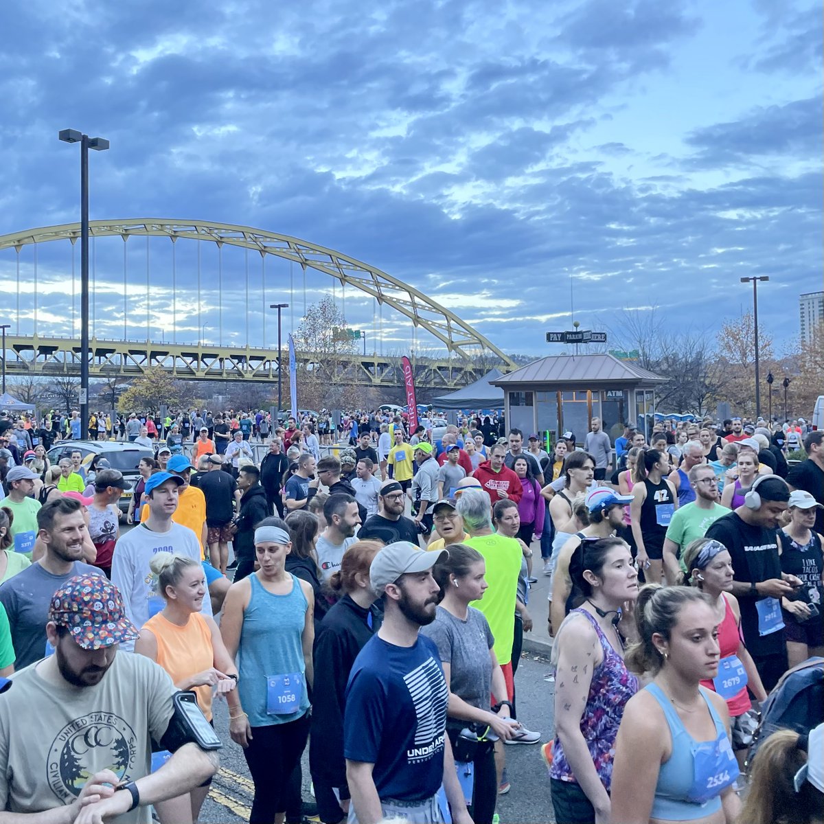 Pgh10Miler's tweet photo. We’re all set up and ready for the MOST Pittsburgh race EVER! Let’s get the 10th Anniversary of the EQT Pittsburgh 10 Miler and inagural 10K started! https://t.co/QoVQnGwxft