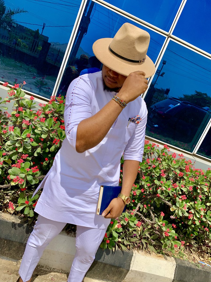 KSnazzyy's tweet photo. Happy First Sunday y’all 🥰🥂🤍🎉
#ChiefDesigner🦅👑 #SnazzyClothier✂️📍 https://t.co/uNafI9MwdY