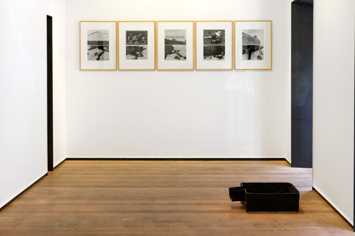 FeasLuis's tweet photo. A Susana Solano siempre la he tenido como una escultora hermética, pero en su última exposición en la galería Rafael Pérez Hernando de Madrid proporciona algunas claves que hacen intuir una vida en el campo. https://t.co/HbupukZ3Vm