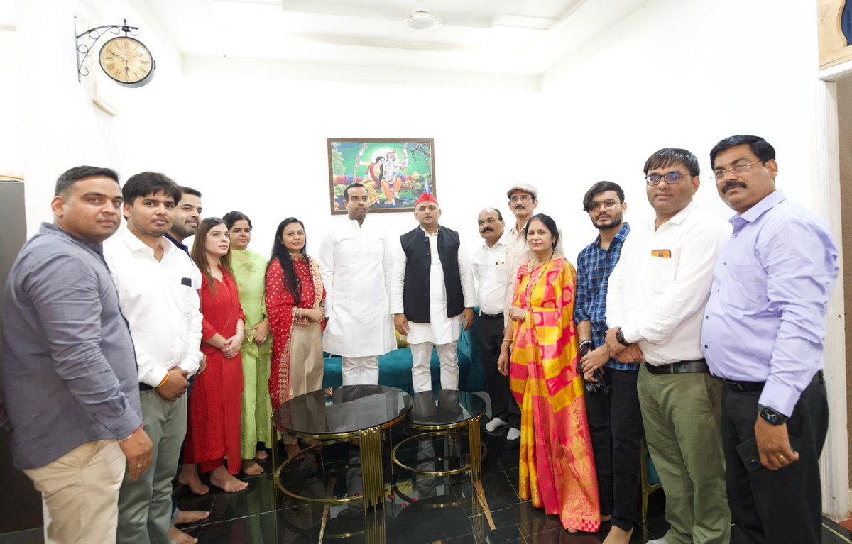 yadavakhilesh's tweet photo. @ Dholpur https://t.co/0qwLrKjAbX