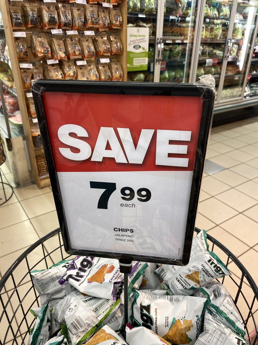DerikFourie77's tweet photo. @CheckersSA if I pay for all my groceries separately, I will get the 4cents benefit. But if I pay for 10 items simultaneously, you only round off the final figure. Fair or not fair? https://t.co/L5h3R5Dpxr