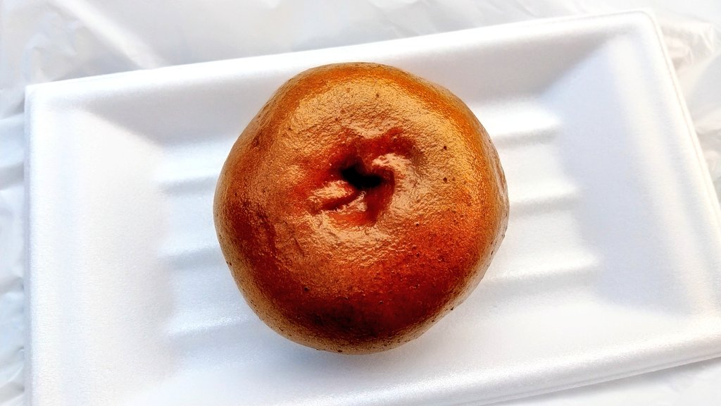 halululu415's tweet photo. 【へそまんじゅう】 #青梅市
#東京 #奥多摩 #名物 #お土産 #饅頭 #tokyo #westsidetokyo #tama #oume #sweets #SOUVENIR https://t.co/I0ND4YEkBu