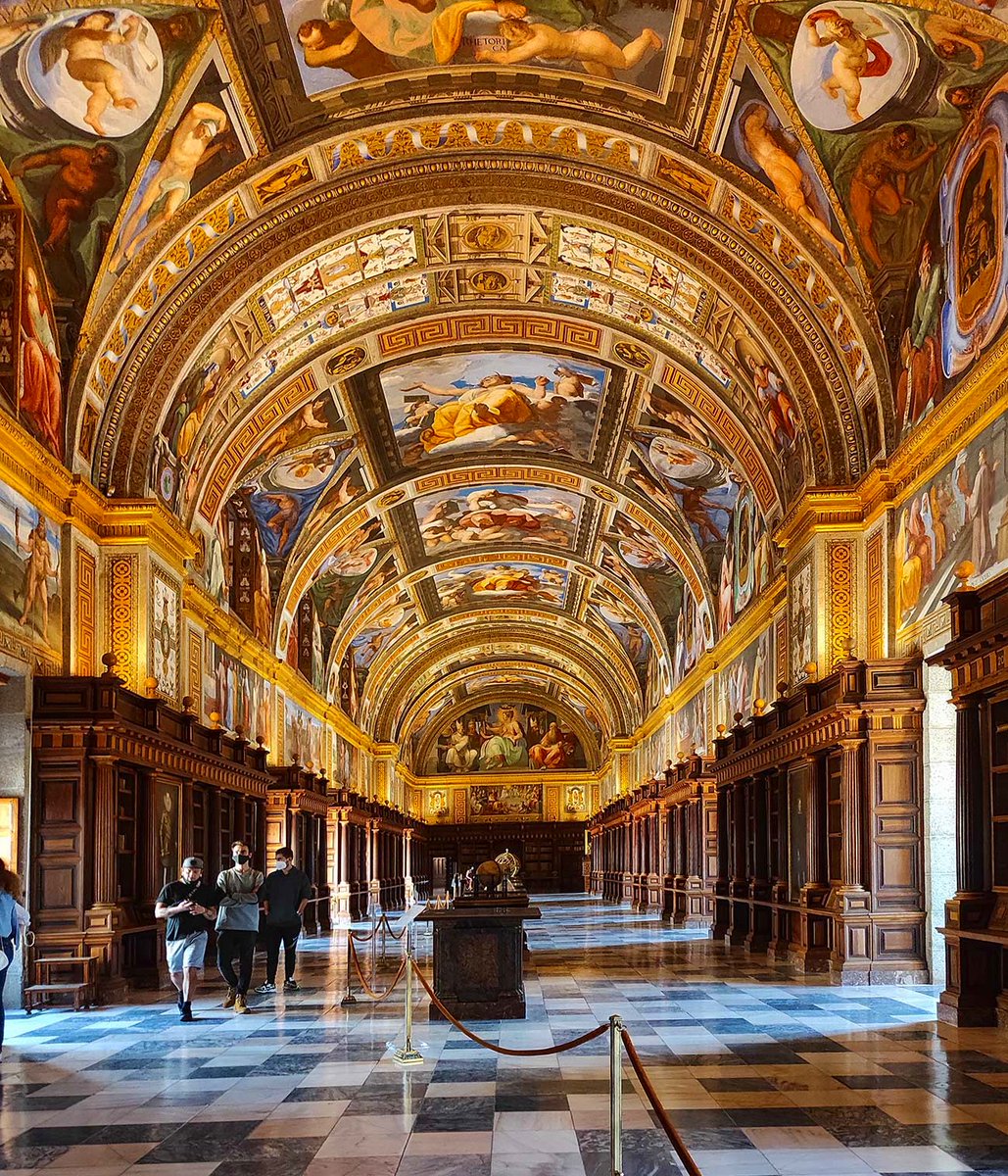 LOVELY SPAIN tweet media