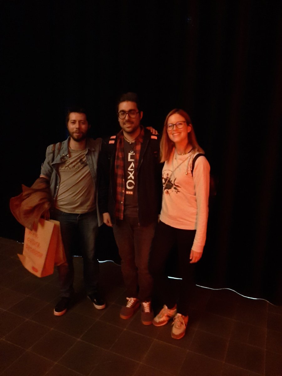 30secondstoYU's tweet photo. @_eliamartell @javimgol He pasado un período bastante grande de ansiedad durante los últimos meses y veros todas las semanas me ha ayudado mucho a sentirme entre amigos. Así que quería daros las gracias y deciros que desde el anonimato, la gente "invisible" os seguirá apoyando! https://t.co/ry18hOeBCg