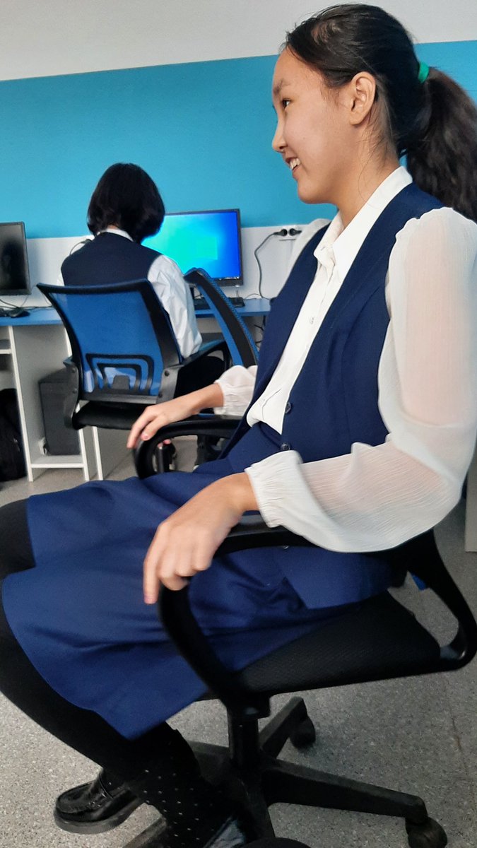 ViWi38265000's tweet photo. Уток информатики https://t.co/sOBUjDZ05E