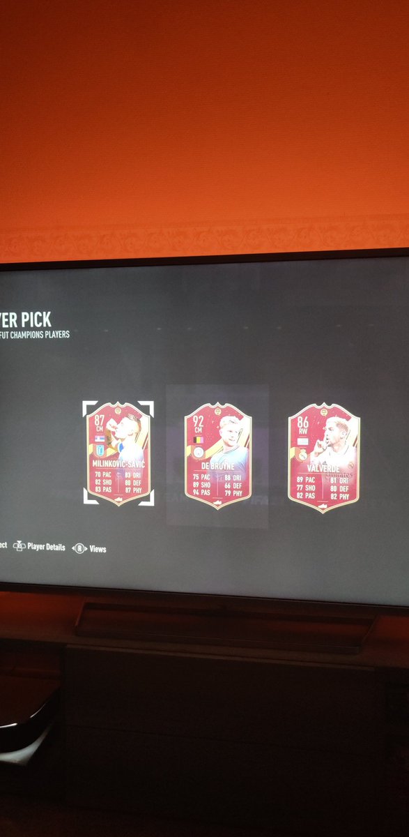 Avainpelaaja's tweet photo. Huonot pickit koko FIFA 23:n aikana, mut tää kelpaa kyllä.
#FIFAfi #FUTfi #FIFAsuomi https://t.co/tL6YalSMDL