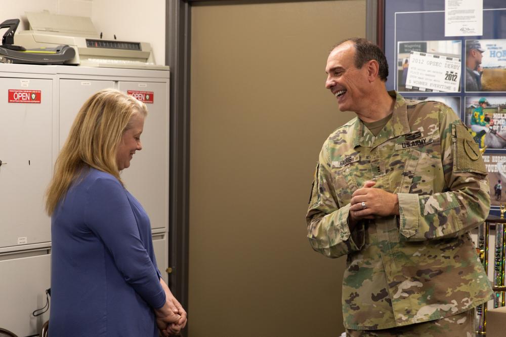 ReserveOrg's tweet image. Chief Warrant Officer Charles Harris is retiring from the @kentuckyguard after 39 years of military service and service as an intelligence officer and state security manager: bit.ly/3fUidQ5

#Retirement #Service #KentuckyGuard #MilitaryIntelligence #StateSecurity