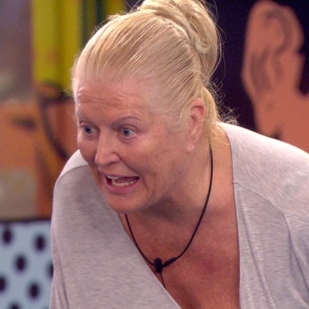 Rihanna has revealed that her mysterious 'D' necklace stands for "DON'T START WITH ME" in tribute to Kim Woodburn.

"She woke up in the big brother house every morning and chose violence. I'm so thankful for that, it's inspirational" the popular R&amp;B singer has said.