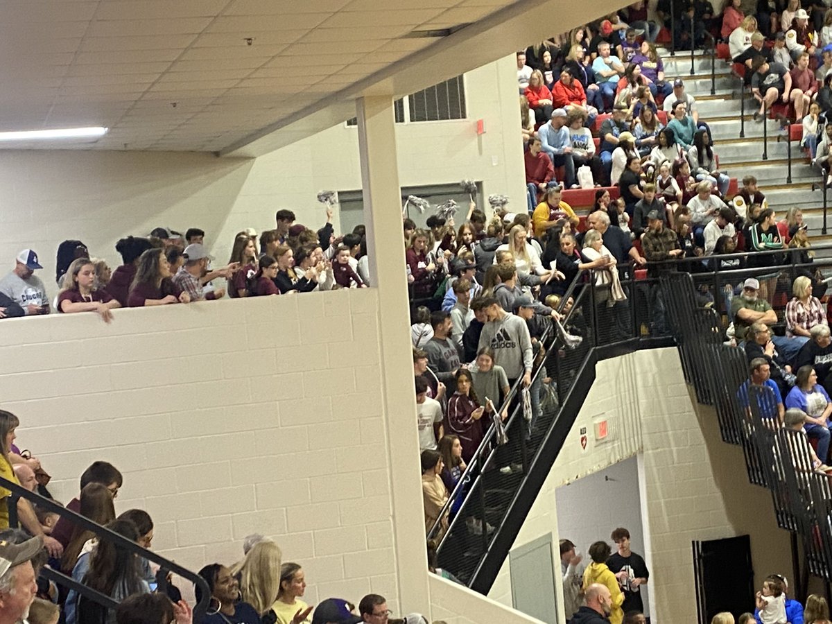 BRECKBASKETBALL's tweet photo. We are proud of Breck Co. Cheer!! They competed in the KHSAA Region 2 Game day Large division at OHS yesterday.
#LetsGoBC https://t.co/uFbR82sPfP