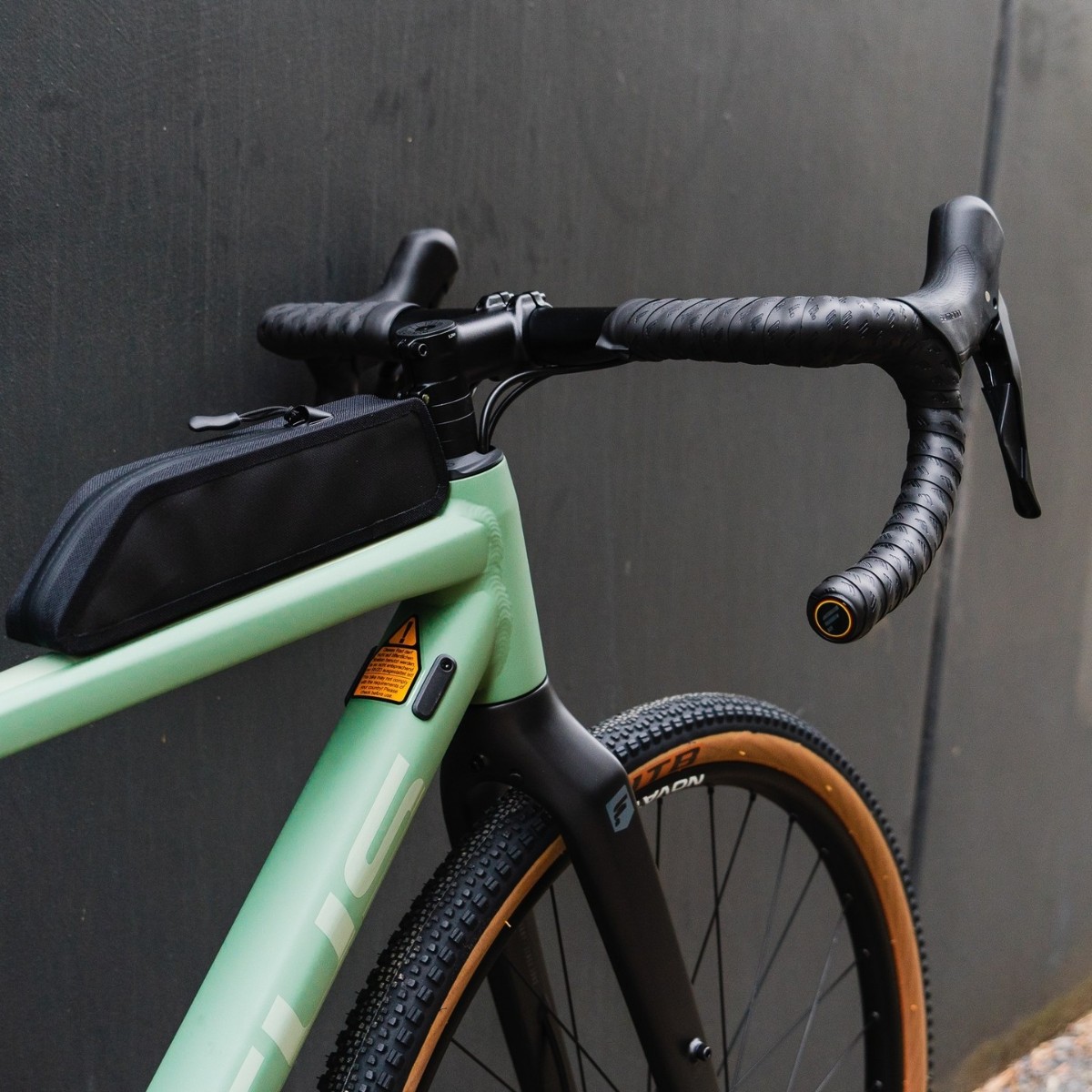 The ATLAS - made to get lost in the wild.

#focusatlas #bike #gravel #focusbikes #madetolose #ridebeyond #gravelbike #biking #getlost #graveladventure #travel #freedom #ridetogether