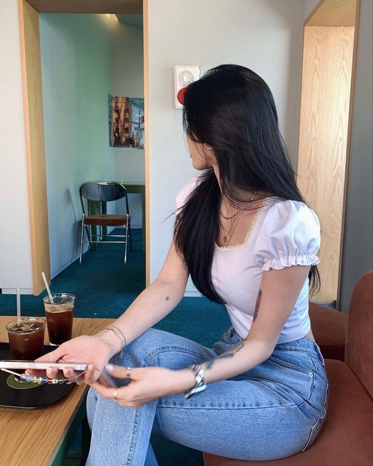 ㅤ
          
  akane    ( model )    yamamoto 
  artist     new     to       #hqrp  
  like    and   rt   to   be   mutuals

ㅤㅤ