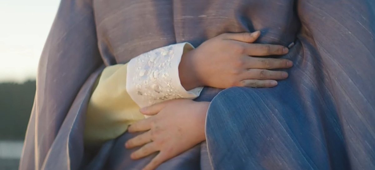 tinygaze's tweet photo. Chungha adalah kita semua yang ketemu Seongnam pingin langsung nemplok

#UnderTheQueensUmbrellaEp8
#UnderTheQueensUmbrella https://t.co/UoessS3ZPk