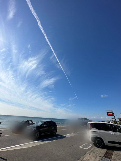 「飛行機雲 風景」のTwitter画像/イラスト(新着)｜2ページ目