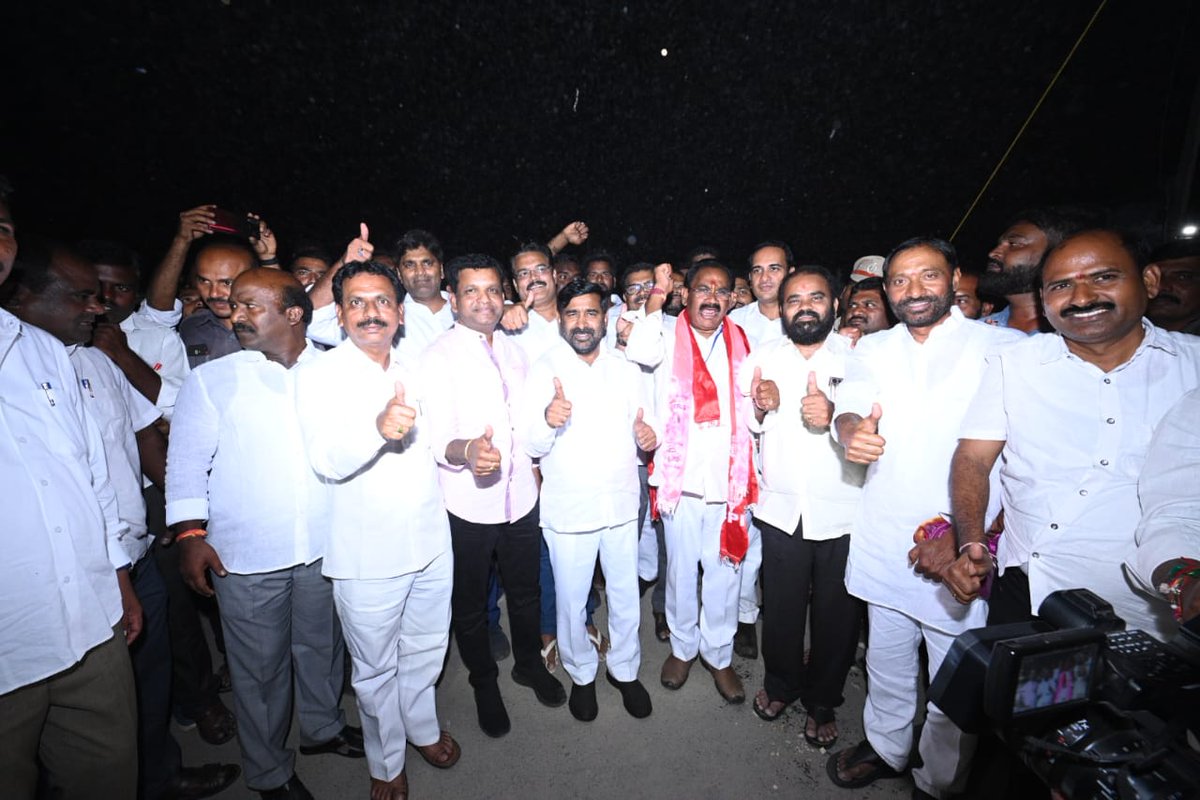 DrGadariBRS's tweet image. మునుగోడు ఉప ఎన్నికలో ఘన విజయం సాధించిన టీఆర్ఎస్ పార్టీ అభ్యర్థి శ్రీ @Koosukuntla_TRS గారికి శుభాకాంక్షలు 💐

#MunugodeWithTRS