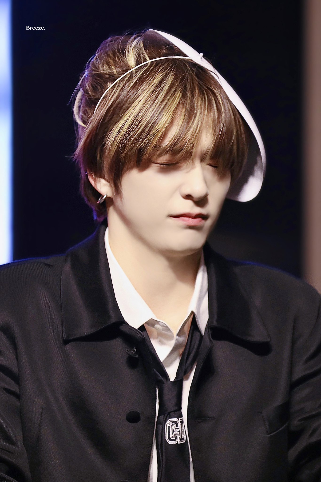 Fg4nYlRakAMv0qs.jpg:large