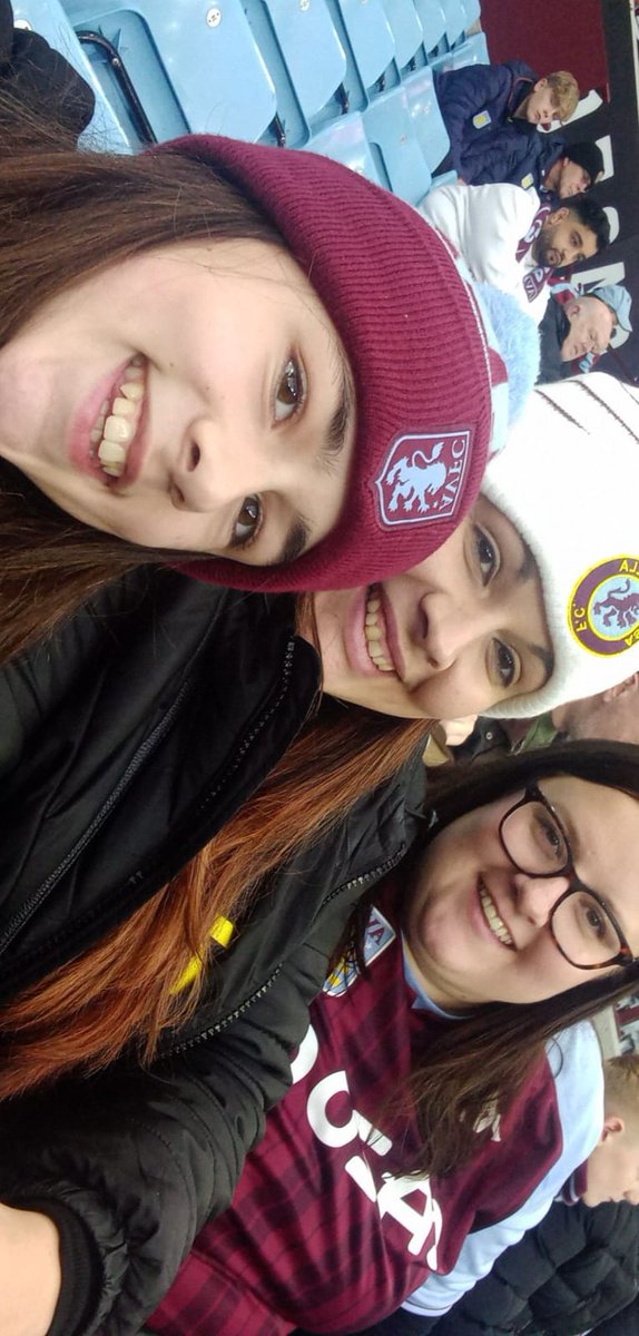 Come on Villa Boys!! #avfclive 🦁