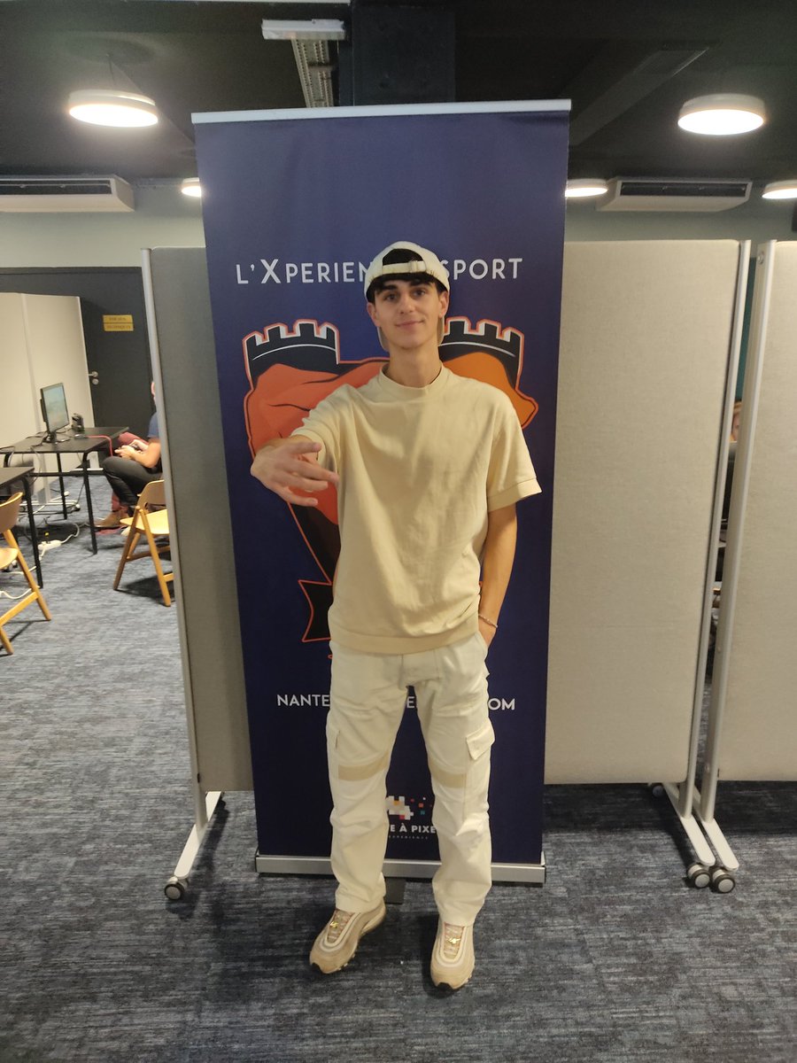 SmashUltNantes's tweet photo. NOUS Y SOMMES ! 
Voilà nos qualifiés pour la Grande Finale de la NGX
@NaetorU_D 
@TSKFC_ 
@Byl_4_ 
@Astrat__ 

1/2 https://t.co/syu6brBTy0