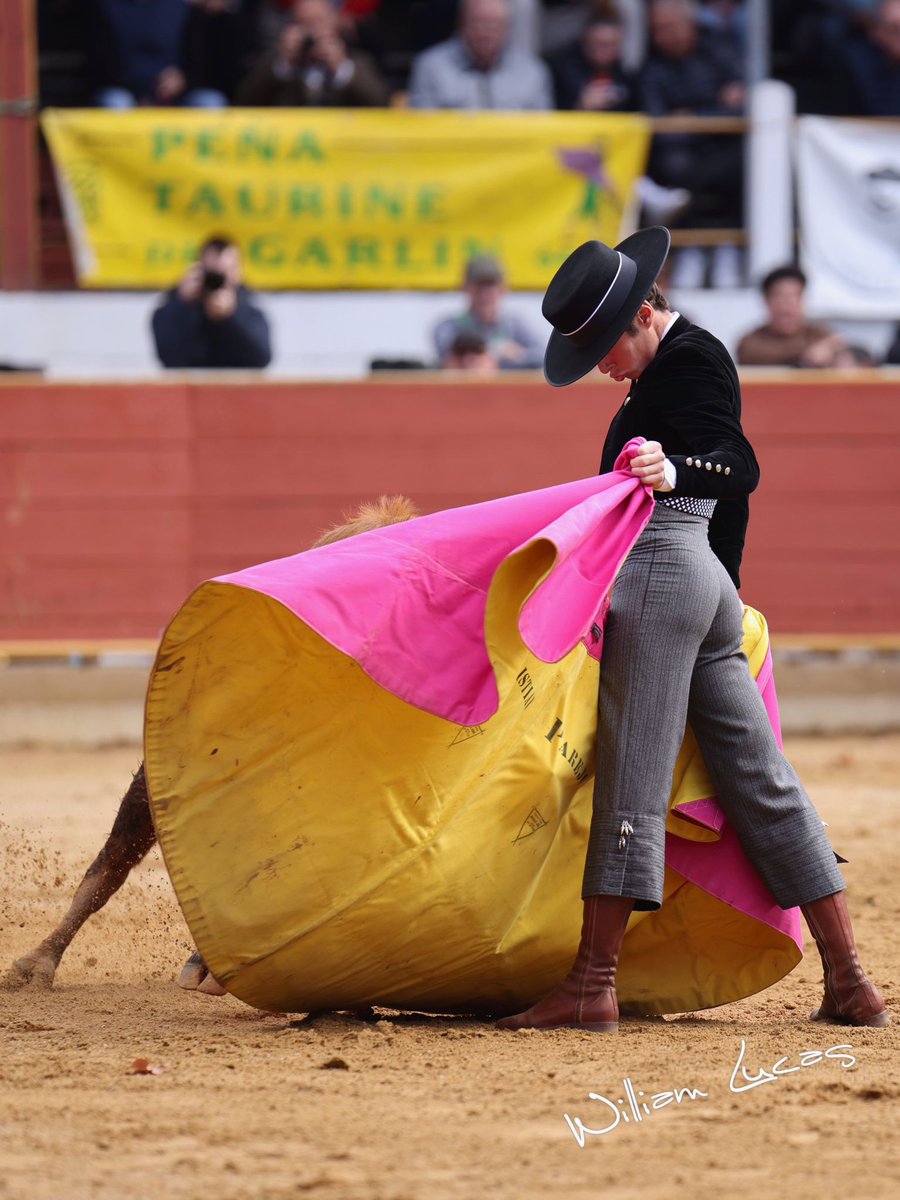 Burladero tweet media