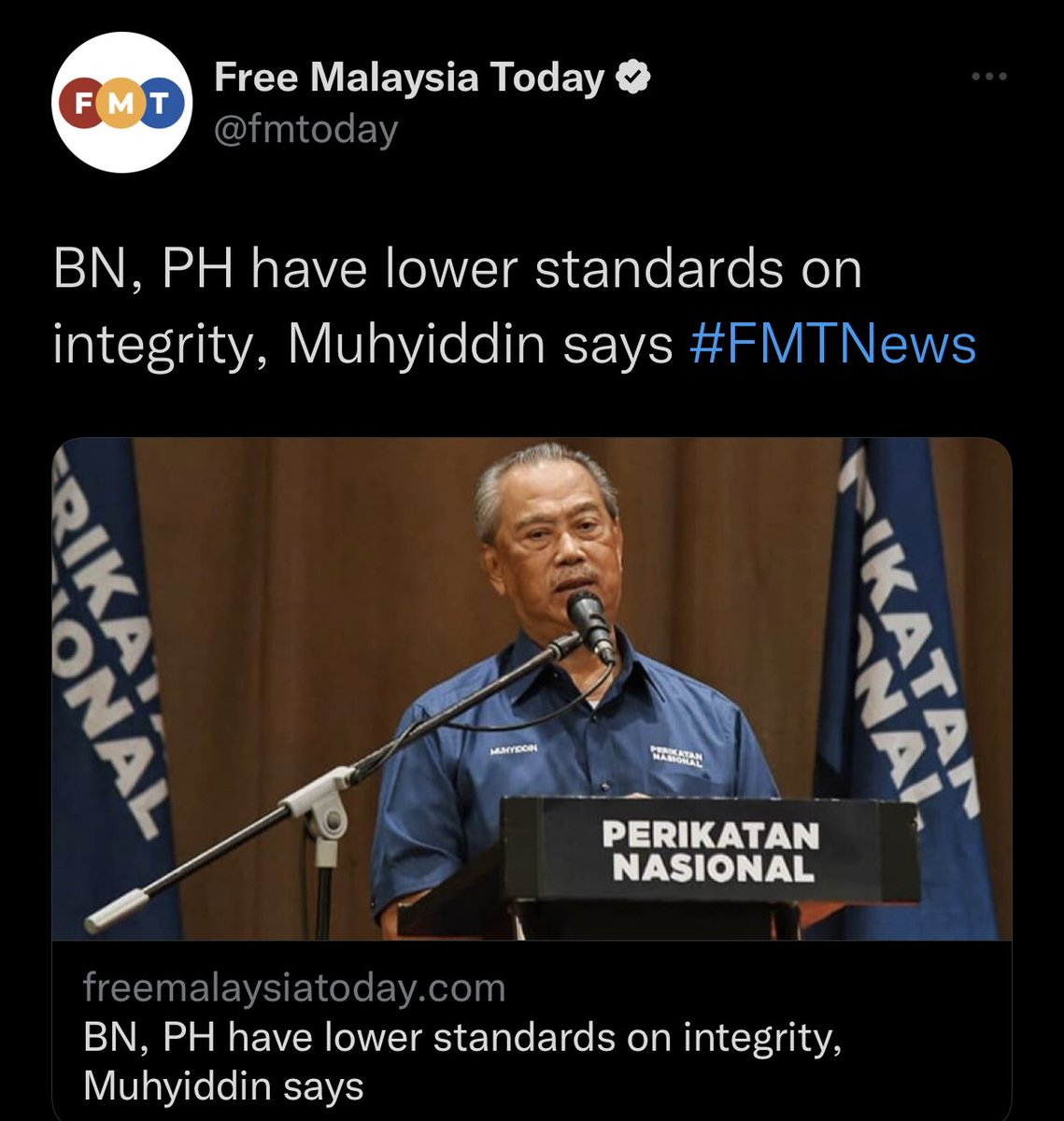 RashidYusoff11's tweet photo. Kau tipu Agong ttg pembatan ordinan darurat utk diungkaikan di Parlimen tu kira integriti tinggi ke? https://t.co/MIhwnnxFJy