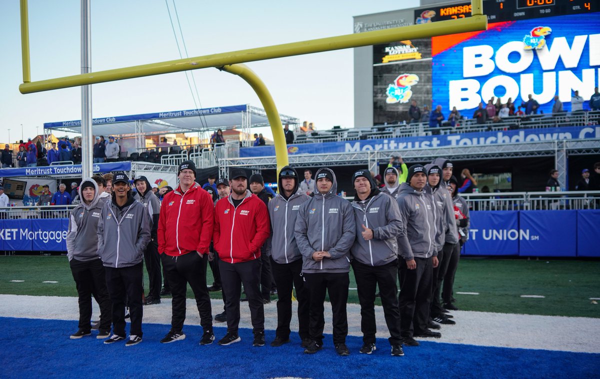 Oh look, I found a photo of Oklahoma State's defense from yesterday. #KUfball