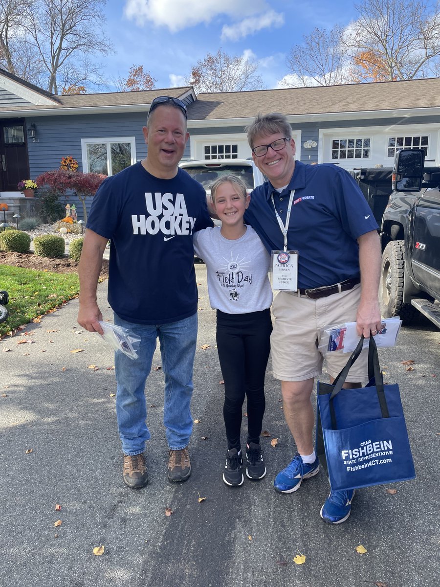CraigFishbein's tweet photo. Yesterday, we started with the Bob for Governor Rally at United Concrete (where Chris Christie gave a GREAT speech), followed by MORE DOORS as we garnered more support all across town from young to old! #MiddlefieldCT #WalllingfordCT #NovemberElection https://t.co/cCQoybS1as https://t.co/I03MZKtMxk