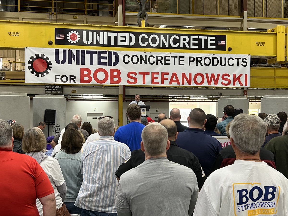 CraigFishbein's tweet photo. Yesterday, we started with the Bob for Governor Rally at United Concrete (where Chris Christie gave a GREAT speech), followed by MORE DOORS as we garnered more support all across town from young to old! #MiddlefieldCT #WalllingfordCT #NovemberElection https://t.co/cCQoybS1as https://t.co/I03MZKtMxk