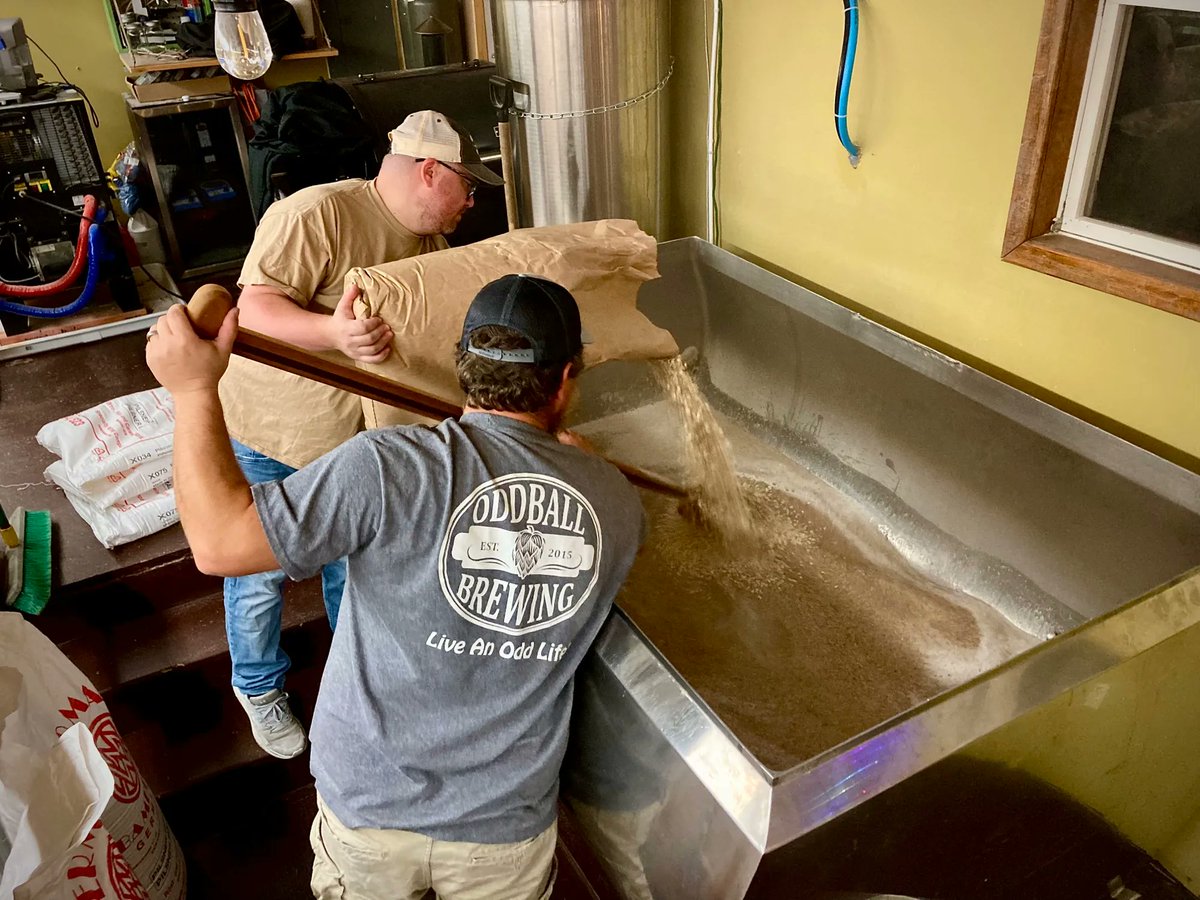 Brew days are always busy but fun! We try to make sure we have your favorites on tap and we make sure to have new offerings come out on a regular basis. Keep a lookout on what’s coming up!

Open Sunday 12-5!

#liveanoddlife #nhbrewers #nhbeer #nhcraftbeer