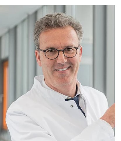 Prof_Dr_Schulte's tweet photo. Einladung zu #OUTOGO (Orthopädie/Unfallchirurgie TO GO):
Mi 09.11.22
Referent: Prof. Dr. Christian Götze (Bad Oeynhausen)
Thema: "Revisionsendoprothetik am Hüftgelenk"
https://t.co/HaeReI5Sgj
#Orthopädie #Unfallchirurgie #Weiterbildung #MEDIZINTOGO #NOWTOGO #DVSE #DGOU #KUOU https://t.co/yx0IaQDLAp