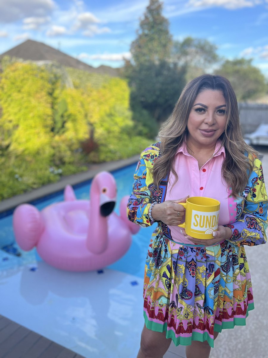 ClaudiaBoudrow's tweet photo. #sundaytodaymugshot https://t.co/n9B1RQOvIV
