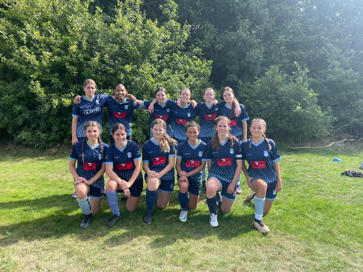 FCHighnamgirls's tweet photo. *U15 GK URGENTLY WANTED*
We are looking for a competent U15 (year 10) Goal Keeper to join our enthusiastic &amp; committed squad. Matches are Sunday mornings &amp; training Wednesday evenings.
If you are interested in joining then please get in touch. 
Jon Coldridge  07811856613 https://t.co/C7t1ShDw1Q