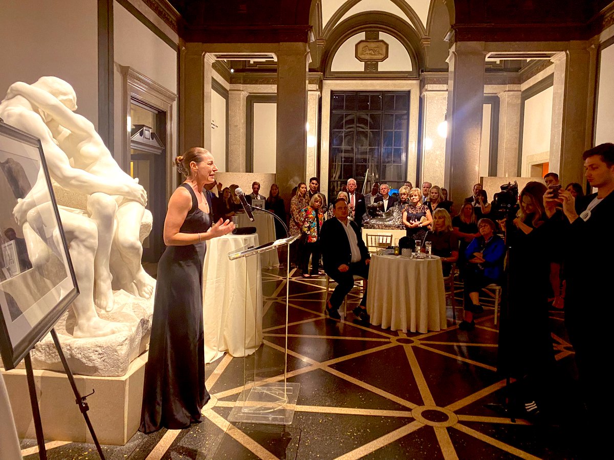 JanKarlBurkhar1's tweet photo. Congratulations #StaceyWolfe and @Starkeneurosurg for receiving @thebeefoundatio 2022 research grants @rodinmuseum #Philadelphia Wonderful event organized by Erin and ๐-team raising awareness and funding for #brainaneurysm #aneurysm #AVM #cerebrovascular https://t.co/WDimuTAsTG https://t.co/EGOKhjqjqK
