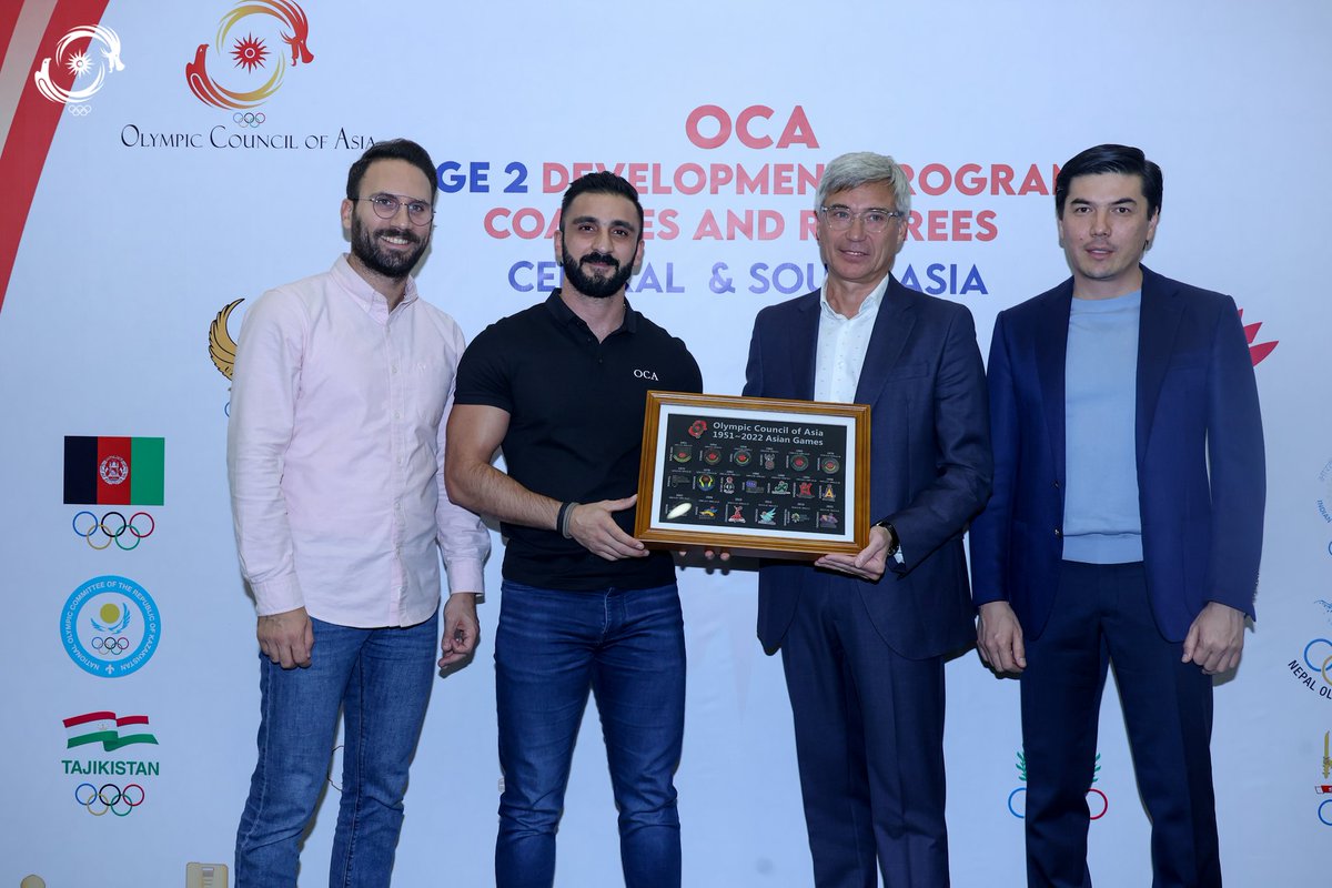 AsianGamesOCA's tweet photo. And the OCA development programme has come to an end for the Swimming referees!
In the πΈ are our Swimming referees receiving a certificate of participation from Uzbekistan NOC Secretary General Oybek Kasimov.
#OCADevelopmentProgramme #Swimming #Referees https://t.co/S5tHBP4SiK