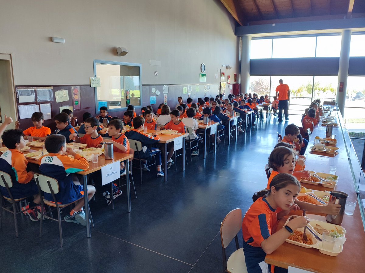 GSDcdeportivo's tweet photo. Nuestros nadadores Benjamines arrancan la temporada con el clásico Trofeo Nadador Completo Intergredos que tantas ganas teníamos de volver a celebrar. 
En la primera sesión han nadado las pruebas de Mariposa y Espalda, y esta tarde disputarán la Braza y el Crol ¡Mucho ánimo! https://t.co/5ekXd2o4KX