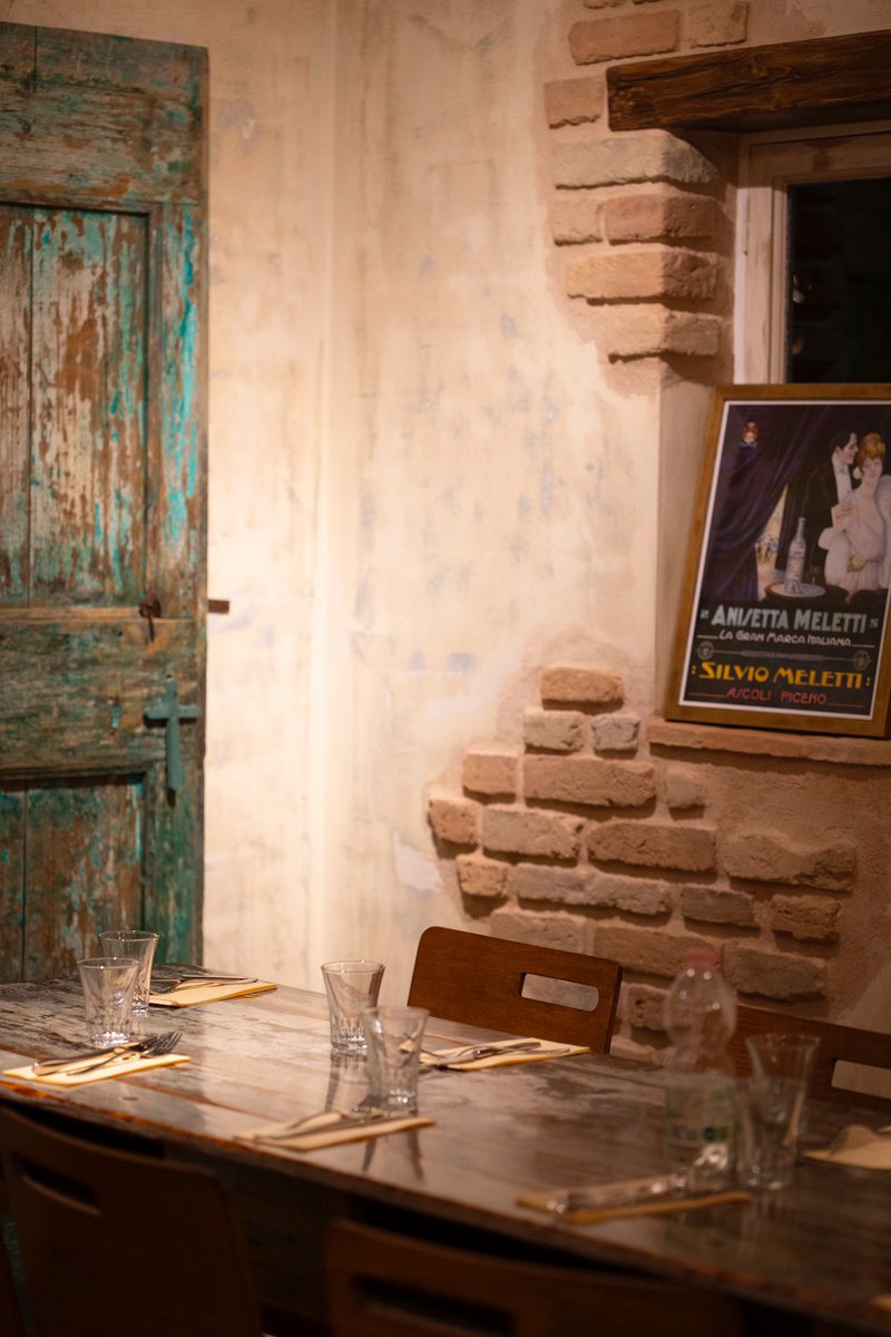 Cosy and Warm.
Book your table here:
rossodisera.co.uk #ROSSODISERA Il Marchigiano