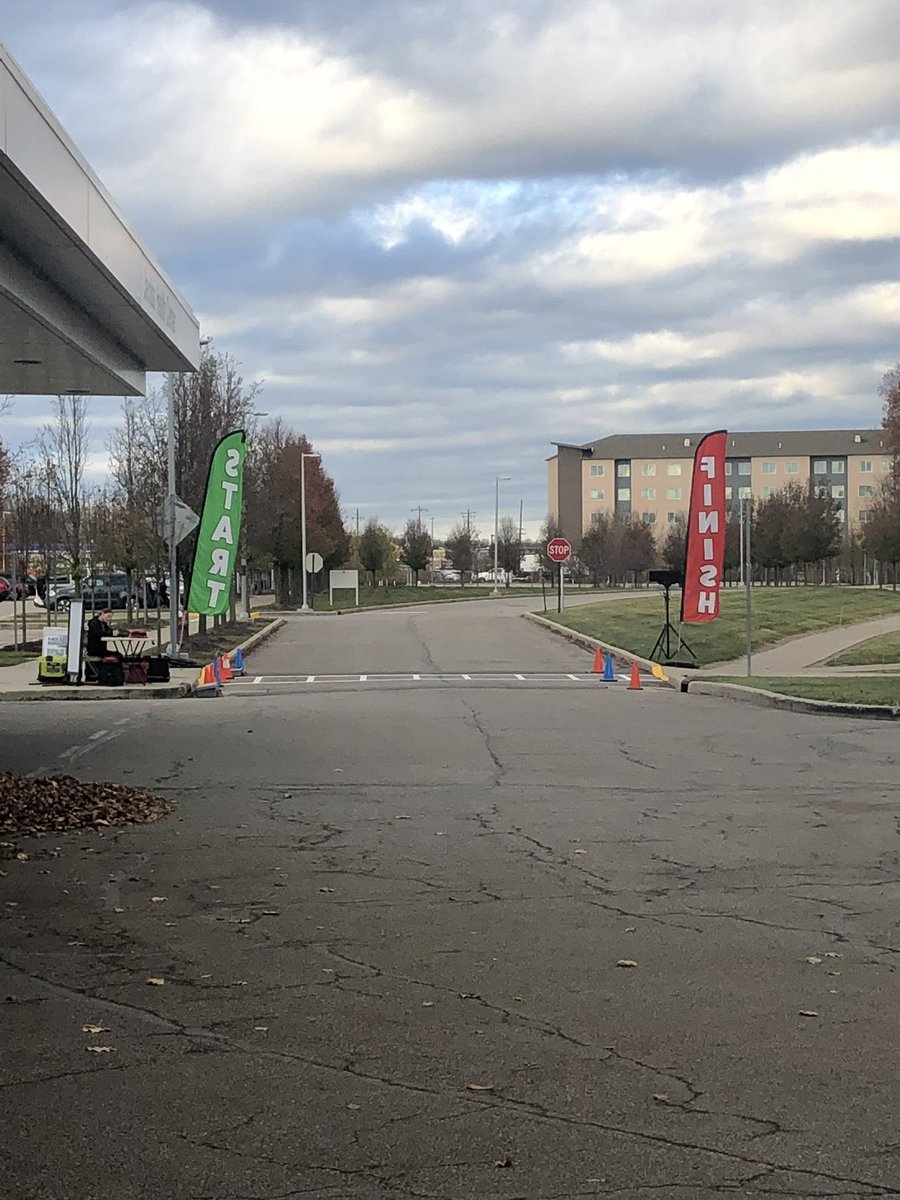 MStilgenbauer's tweet photo. Great turn out for the race today https://t.co/yNAVmS15dG