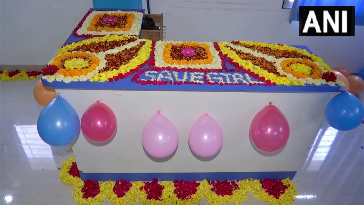 ANI's tweet photo. Pune, Maharashtra | Doctor waives off hospital charges for birth of female children born at their hospital

I started this Beti Bachao mission almost 11 years back. When a girl child is born in a hospital, we waive the entire bill. We celebrate by cutting a cake: Dr Ganesh Rakh https://t.co/mKeRzmD4wa
