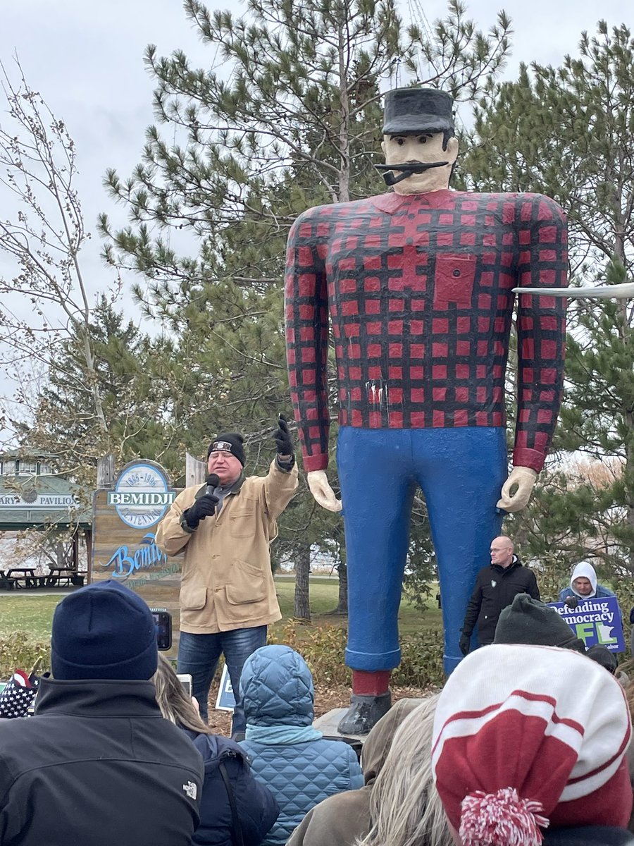 Gov. Walz Getting Out the Vote in snow ❄️ and 40 MPH 💨 wind in Bemidji!  ❤️ GOTV!