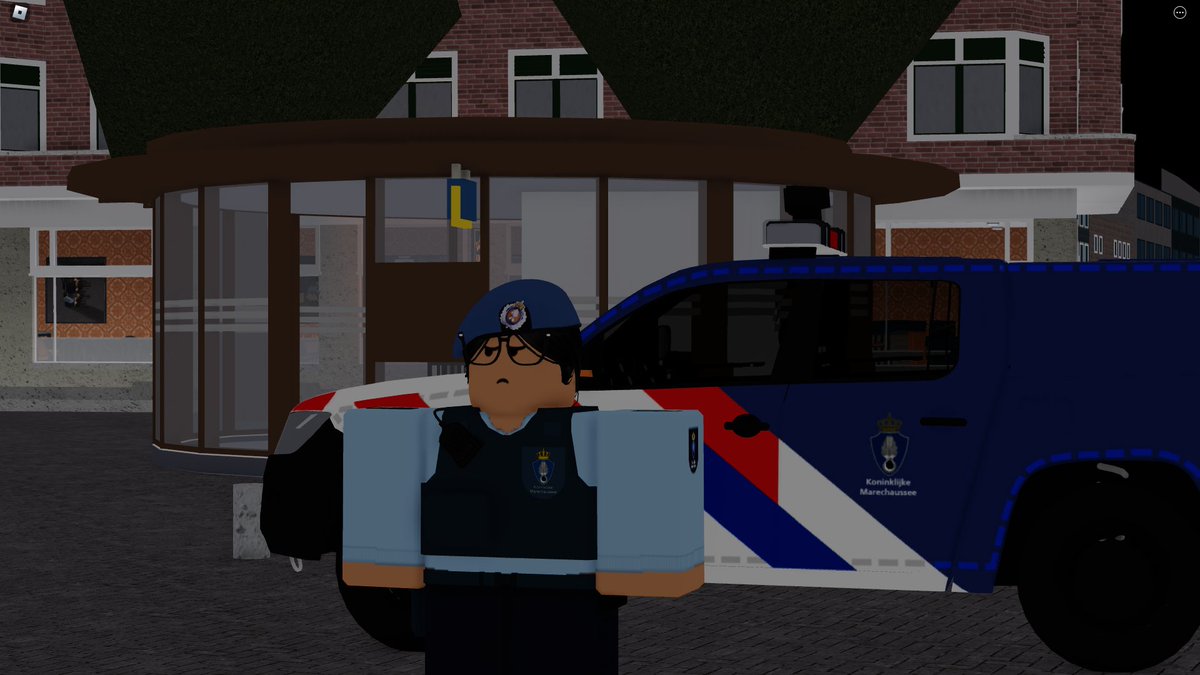 corvetteRBLX's tweet photo. The right outfit, for the right job. @Gillards_SLAY https://t.co/Y4tNhWCBrZ