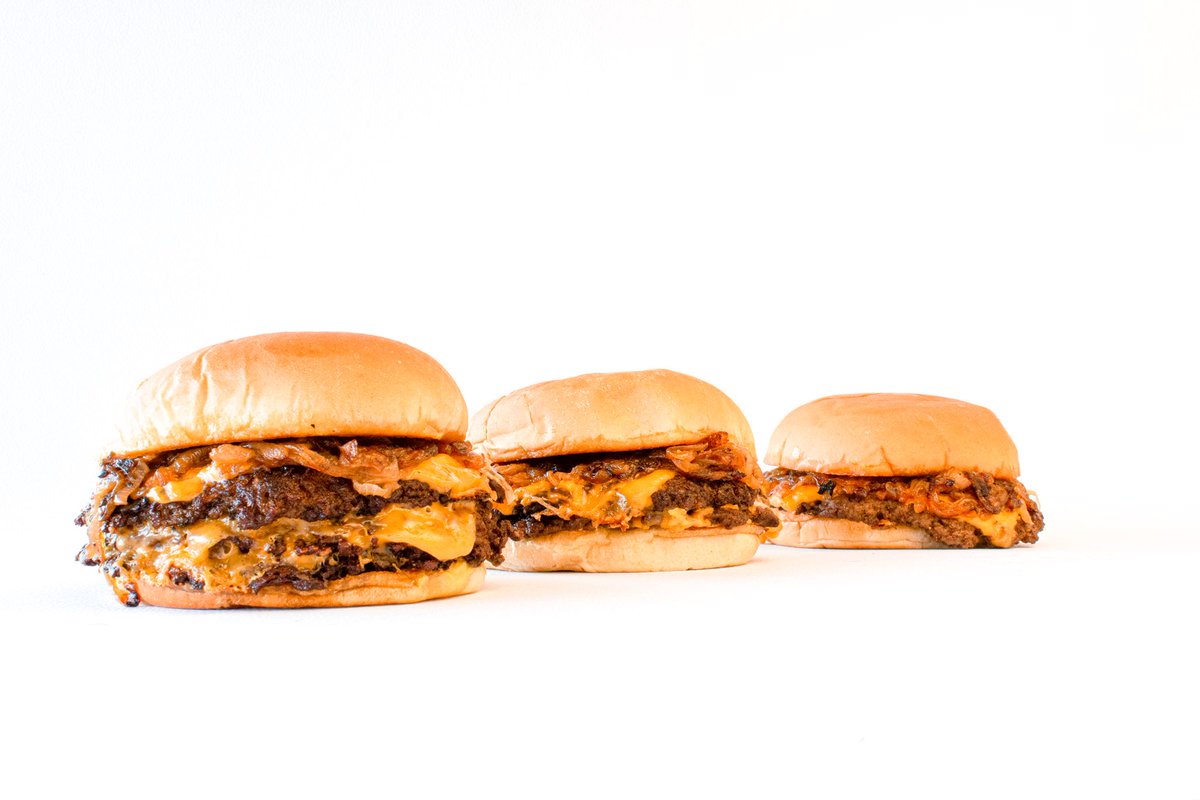 PattyDealers's tweet photo. • •• D 🫠 P E •• • 

Una es para ti 🍔🍔🍔

Domingo 3 - 11 PM 🛵

#YourLocalDealers #LaguneroPrimero #TRC #LaLaguna https://t.co/8EzspHsNYd