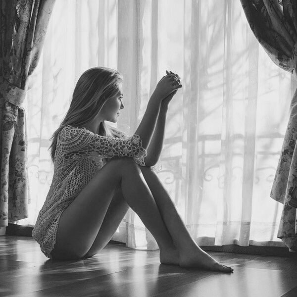 Soğuk Üşütür ama,

   __İlgisizlik;

İliklerine kadar dondurur insanı...