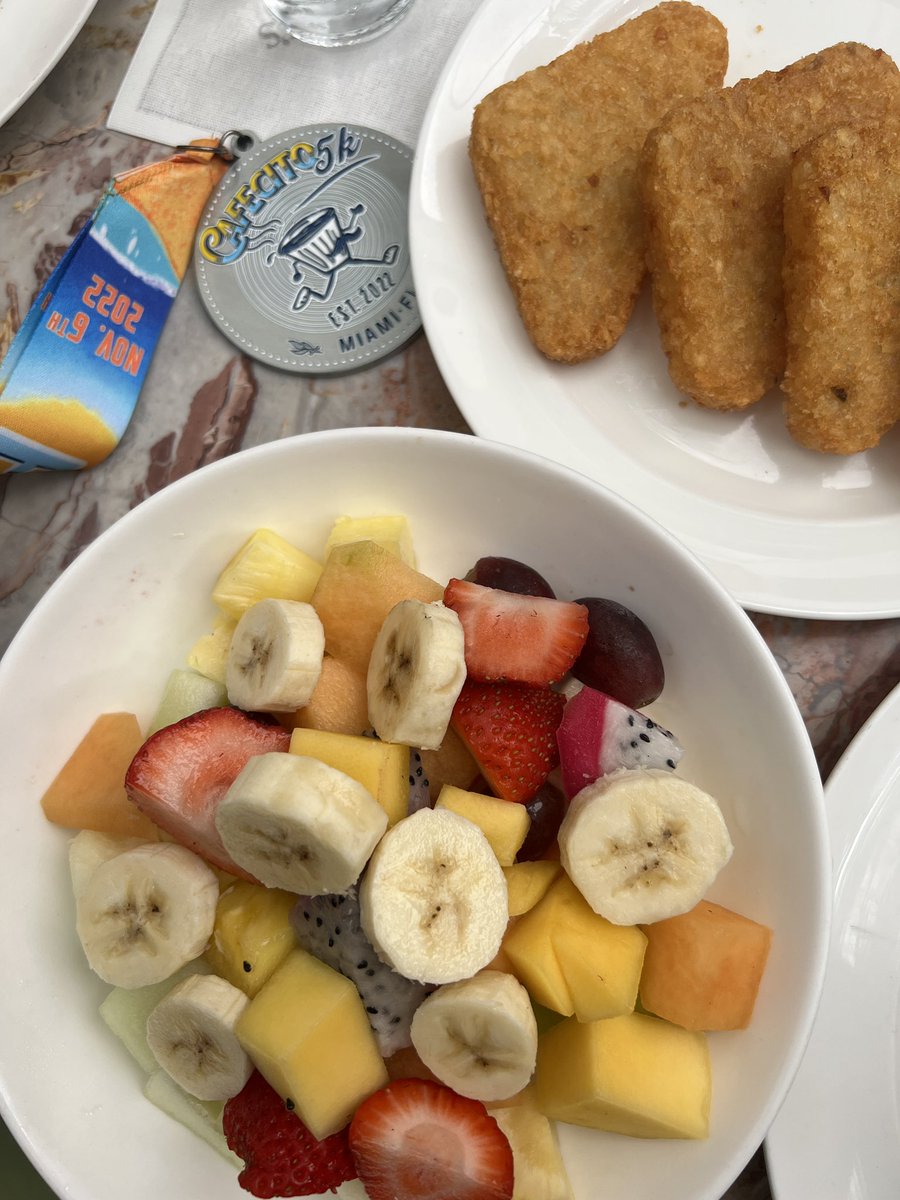 Great day for a #Cafecito5K! <a href="/305cafecito/">3:05 Cafecito</a> supporting this beautiful <a href="/CafeLaLlave1/">Cafe La Llave</a> fueled morning. ☕️🏆🏃🏻‍♀️