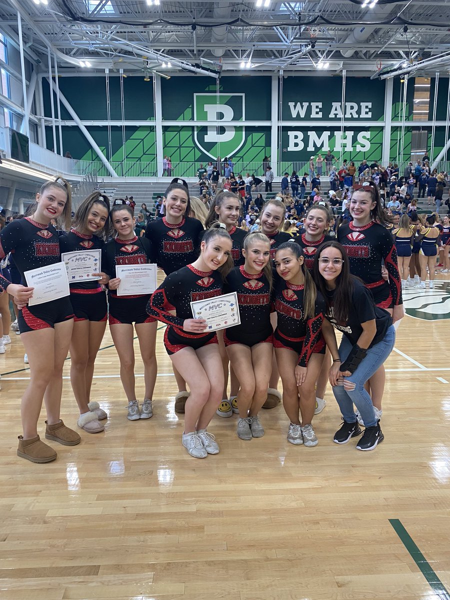 NAHS Cheerleading tweet media