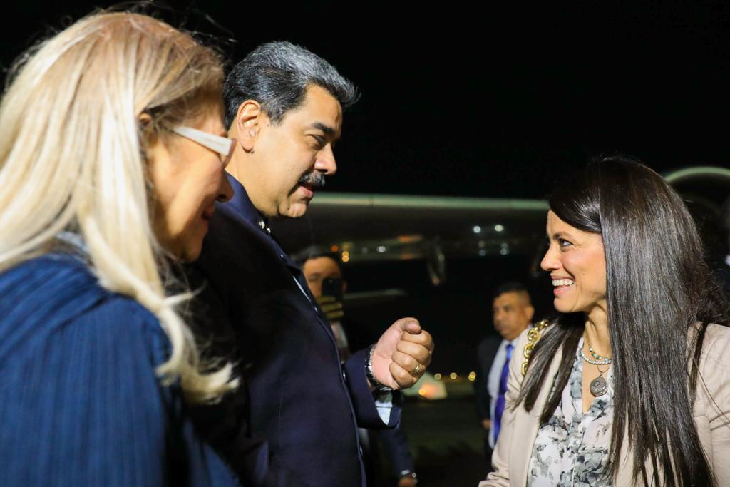 Llegamos a la ciudad sede de la #COP27, Sharm El-Sheikh, Egipto. Aquí, sostendremos una jornada extensa de trabajo para exponer la postura firme de Venezuela contra los embates destructivos y contaminantes del sistema capitalista en nuestro planeta tierra.