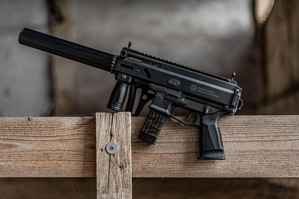 GrandPowerUSA's tweet photo. A Suppressed, Shorty, Stribog, for your #SundayGunday
Join the #StribogMob if you haven’t yet!
#Grandpower #Stribog #StribogSunday #PPC #WeaponsOfInstagram https://t.co/eQ5CS1BTWv