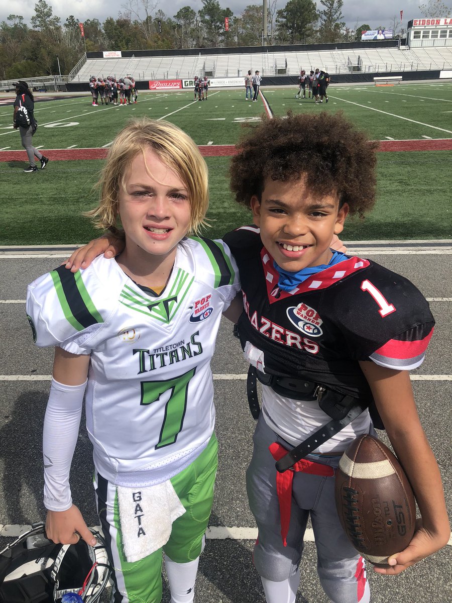 LawsonS_QB1's tweet image. Hammer and Boogie locked in for @QBUniverseQBU  in ATL.  We coming to see you @TheQBEngineer. @quarterbackmag @QBHitList @adidasfootball #FootballSZN #LittleHammer #BoogieMan