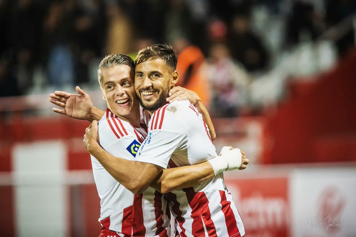 ACAjaccio's tweet photo. 𝐀 𝐠𝐢𝐨𝐢𝐚 𝐝𝐢 𝐢 𝐧𝐨𝐬𝐭𝐫𝐢 𝐠𝐡𝐣𝐮𝐜𝐚𝐝𝐨𝐫𝐢 😍 #ACARCSA #ACorsicainLega1 #ACAjaccio https://t.co/BuI4973Drw
